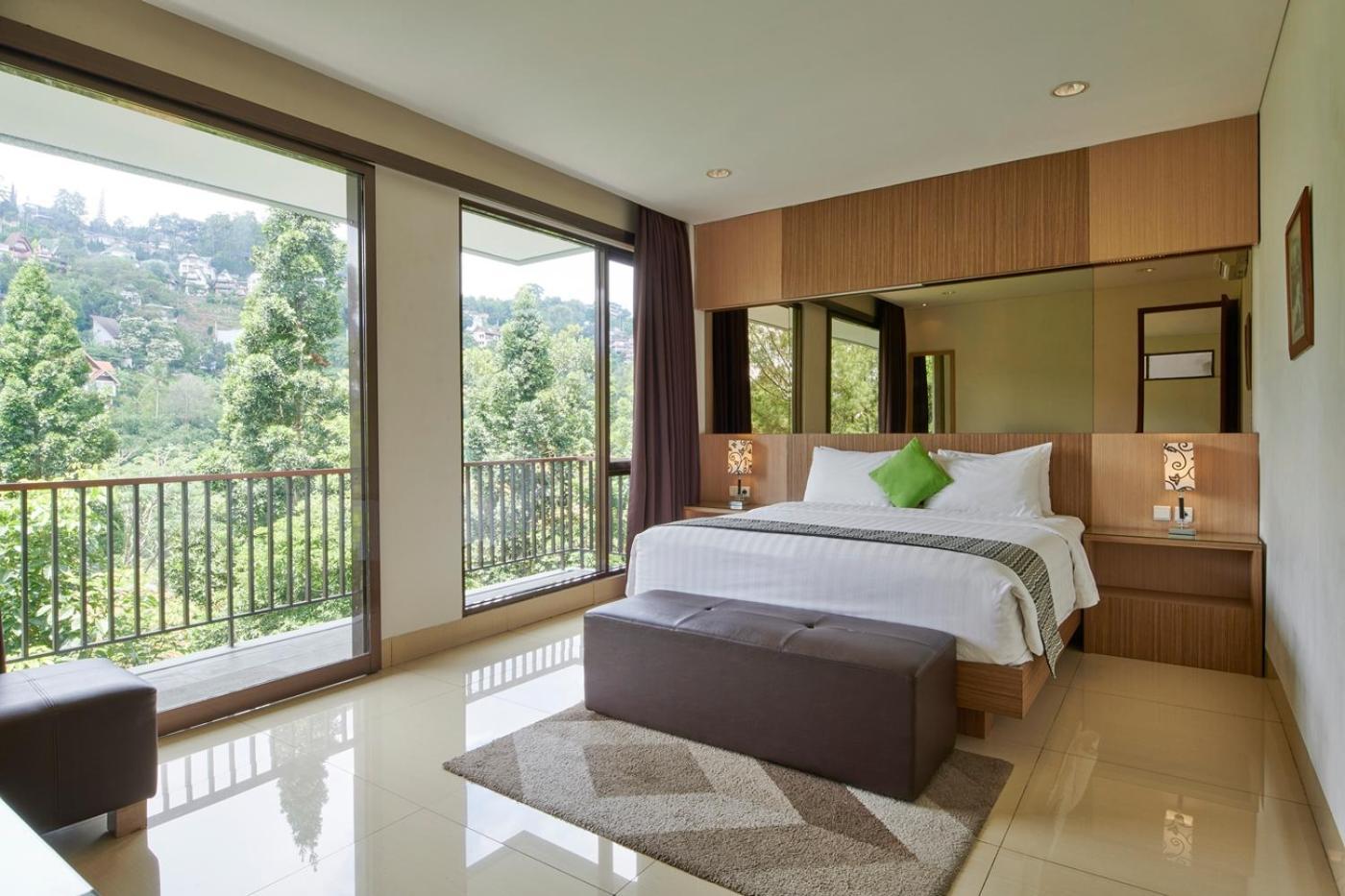 Tulip Hill View Villa 5 Bedrooms With A Private Swimming Pool Бандунг Экстерьер фото