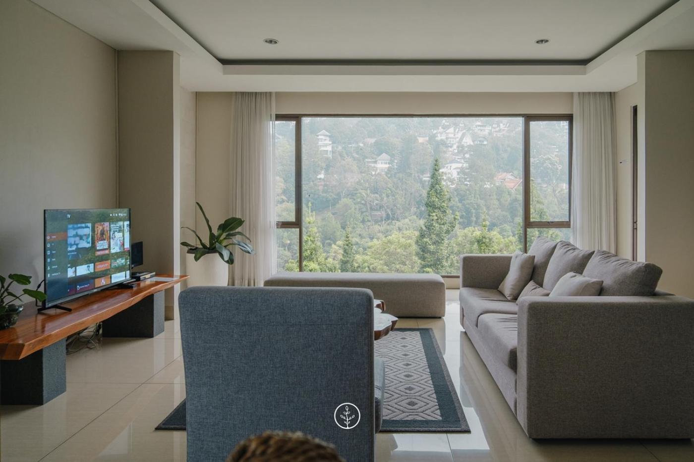 Tulip Hill View Villa 5 Bedrooms With A Private Swimming Pool Бандунг Экстерьер фото
